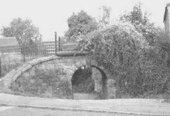 picture of stephenson's railway bridge